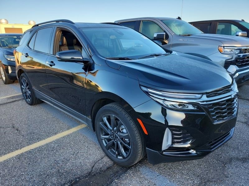 Certified 2023 Chevrolet Equinox RS w/ RS Leather Package image 11