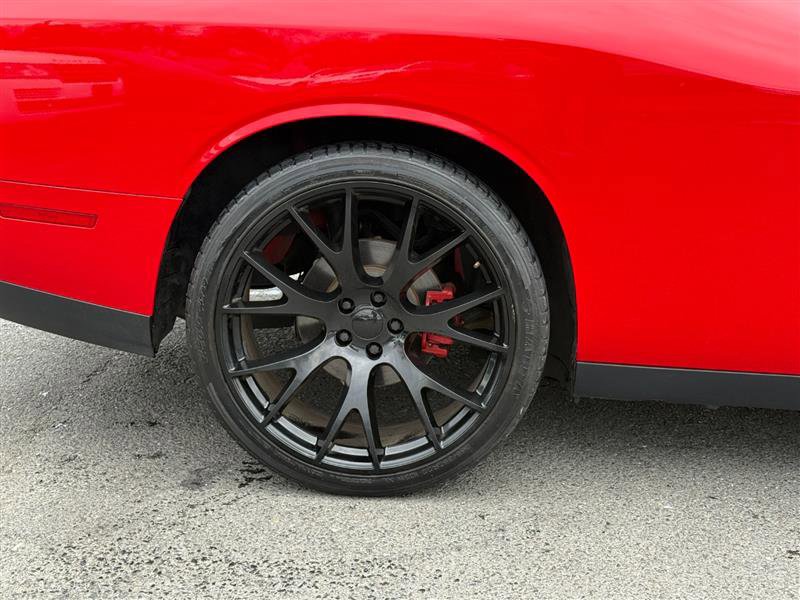 Used 2018 Dodge Challenger R/T image 15