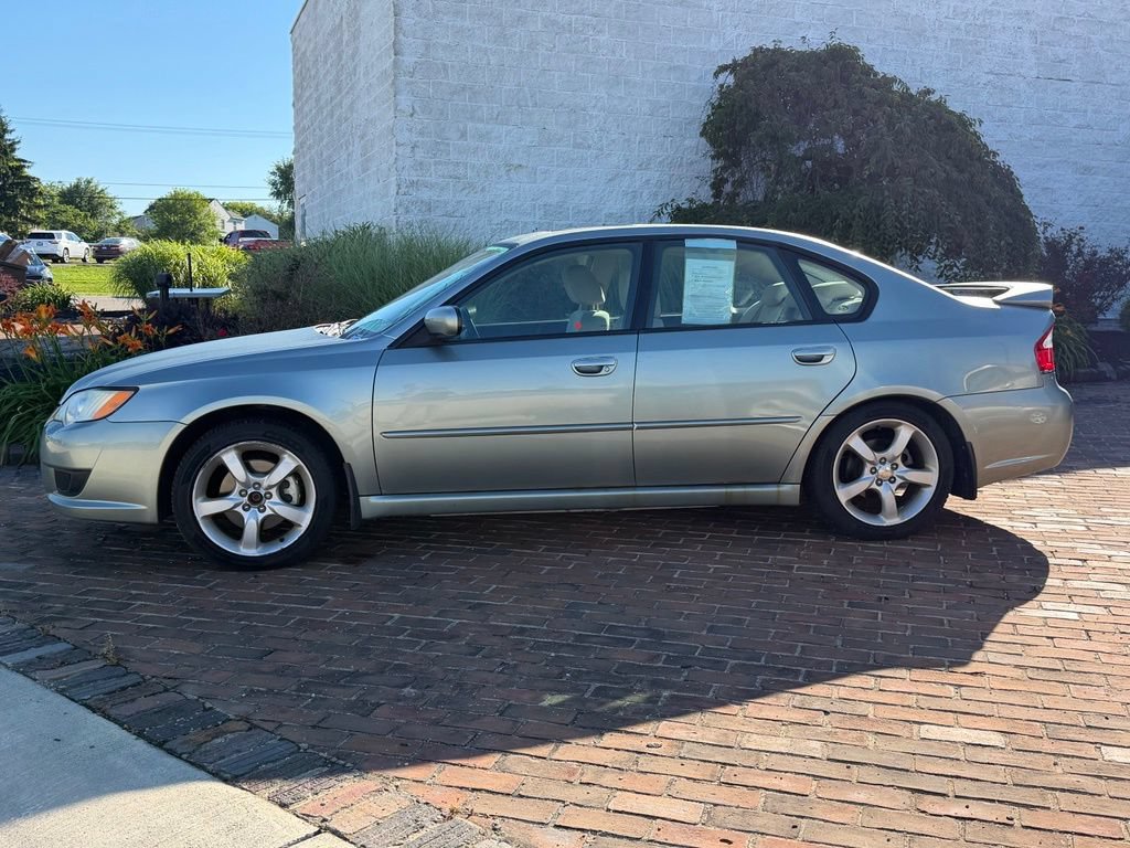 Used 2009 Subaru Legacy 2.5i Special Edition AWD/4WD image 3
