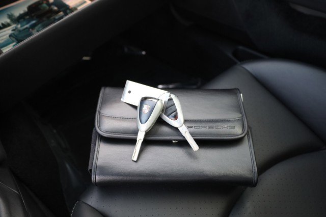 Used 2006 Porsche Cayman S image 32