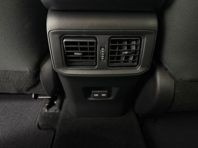 Used 2024 Toyota RAV4 SE w/ Convenience Package image 32