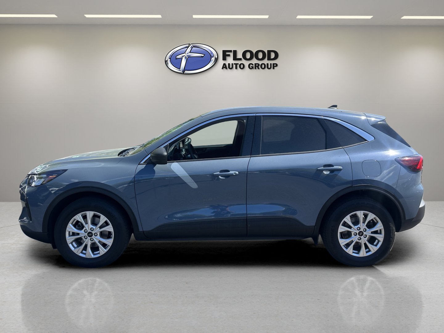 Used 2023 Ford Escape Active AWD/4WD image 5