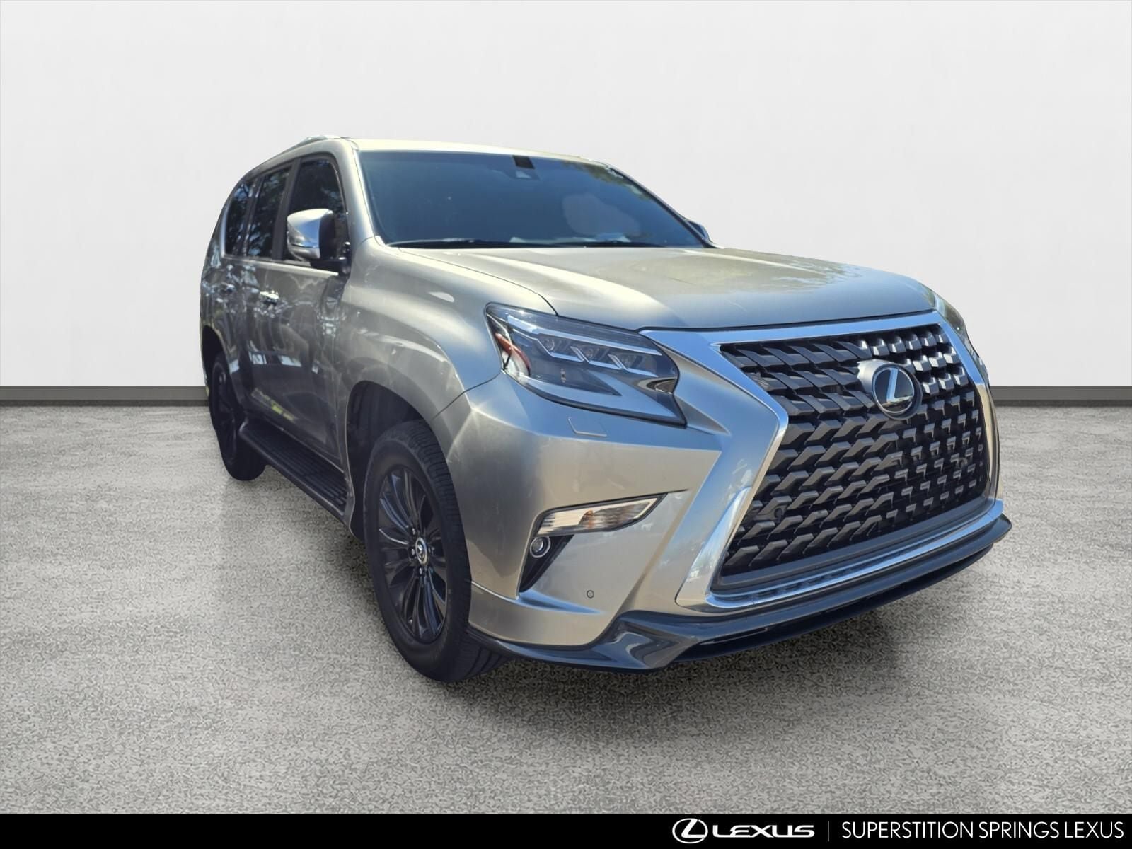 Used 2023 Lexus GX 460 Premium w/ Accessory Package AWD/4WD image 2
