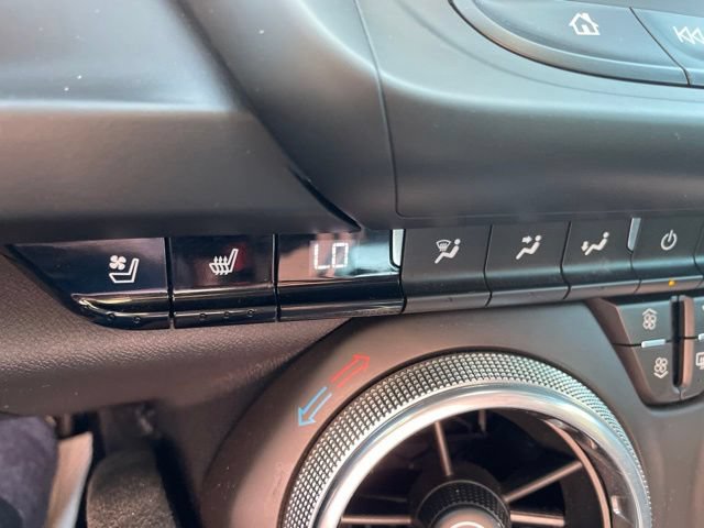 Used 2017 Chevrolet Camaro ZL1 RWD image 33