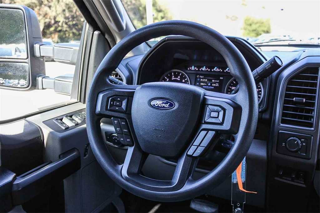 Used 2022 Ford F250 XL w/ Power Equipment Group image 15