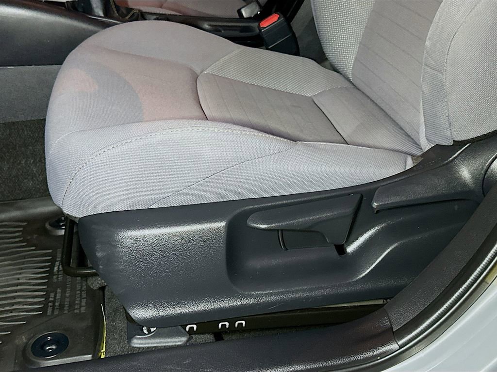 Used 2022 Toyota Corolla SE FWD image 16