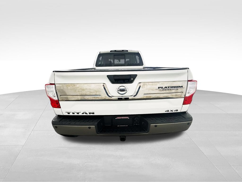 Used 2018 Nissan Titan Platinum Reserve AWD/4WD image 7