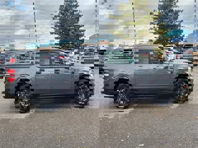 Used 2023 Ford Maverick XLT w/ XLT Luxury Package image 3