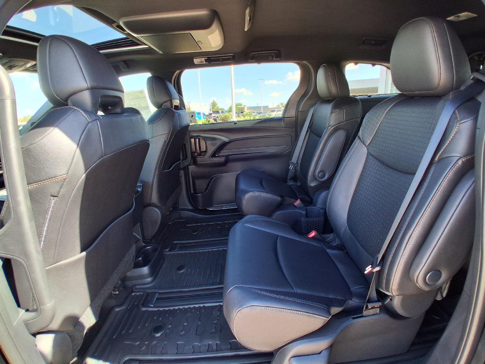 New 2026 Toyota Sienna XLE Woodland Edition AWD/4WD image 14