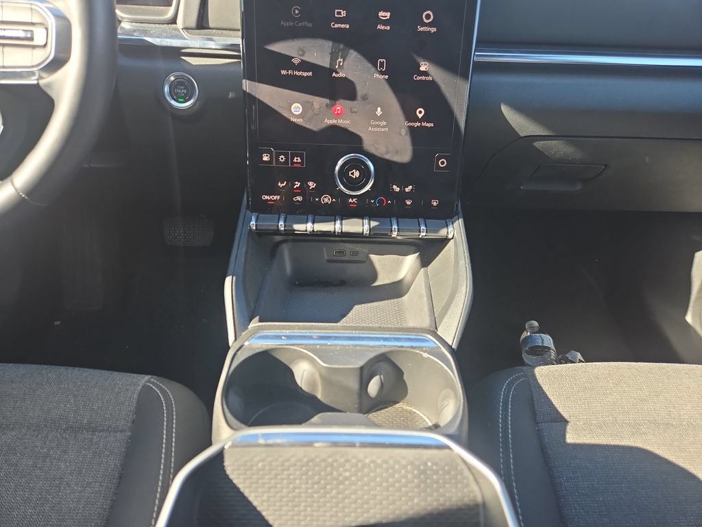 Used 2025 GMC Terrain Elevation FWD image 12