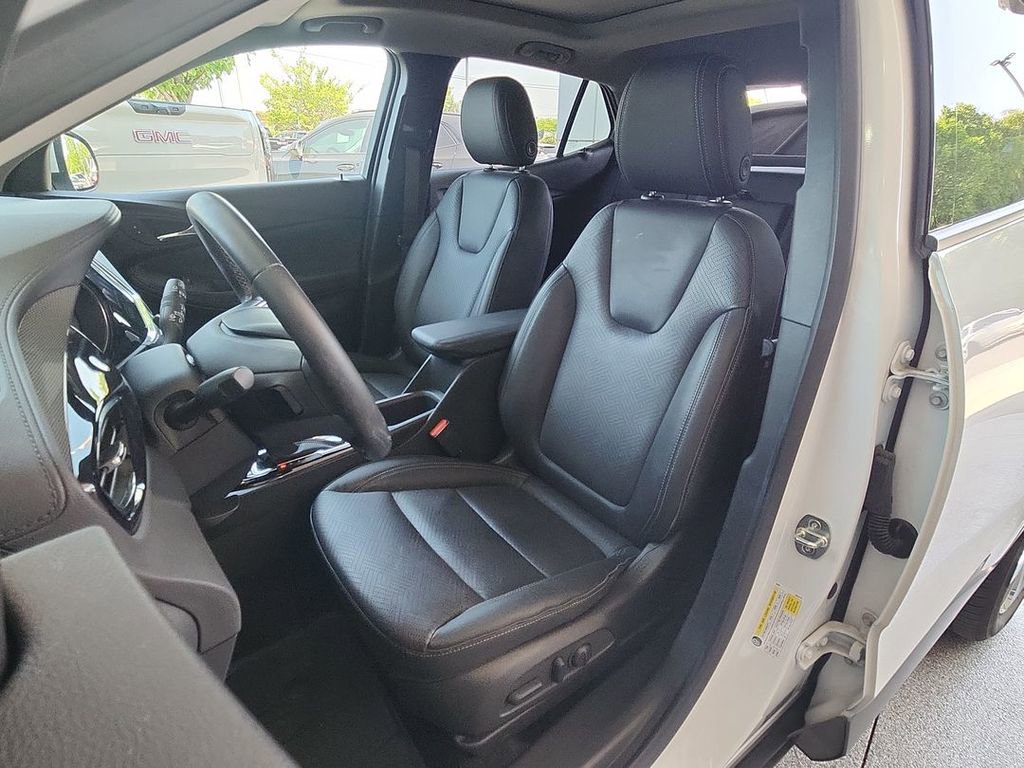 Certified 2023 Buick Encore GX Essence w/ Experience Buick Package FWD image 19