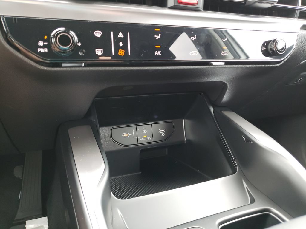 New 2026 Kia Sorento LX FWD image 19