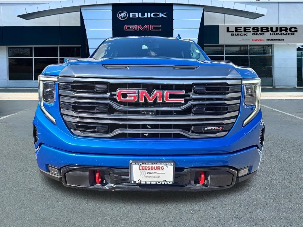 Used 2022 GMC Sierra 1500 AT4 AWD/4WD image 2
