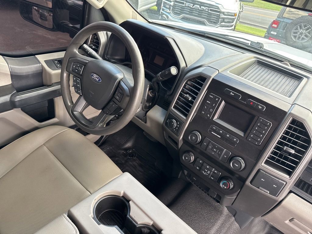 Used 2022 Ford F250 XL w/ Power Equipment Group AWD/4WD image 24