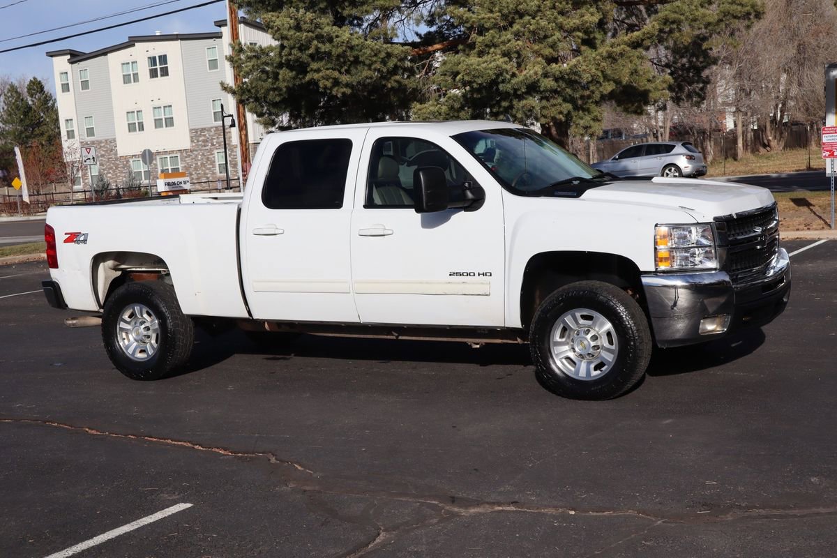 Used 2010 Chevrolet Silverado 2500 LTZ w/ Suspension Package, Off-Road image 2