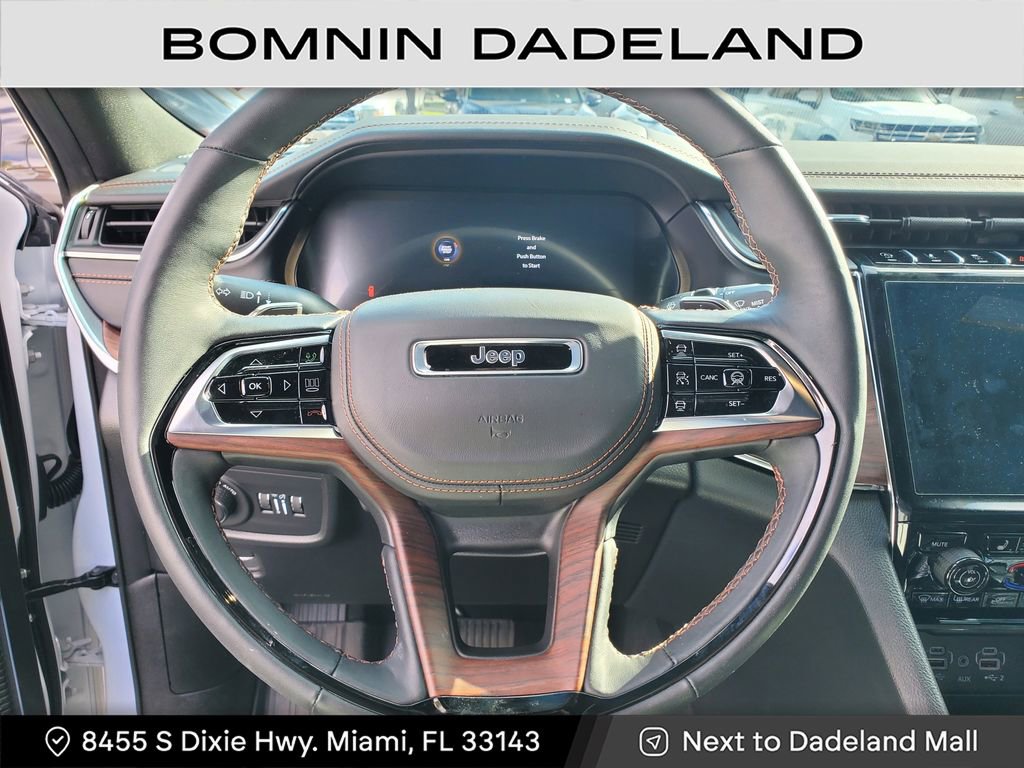 Used 2025 Jeep Grand Cherokee L Summit image 18