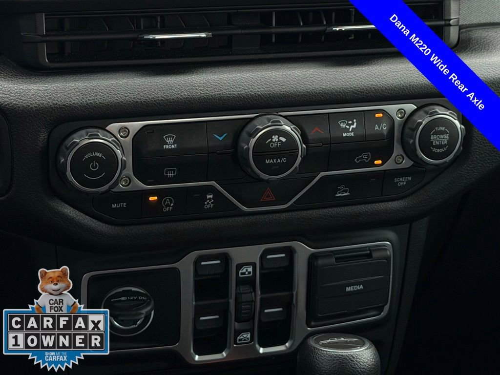 Used 2024 Jeep Gladiator Sport AWD/4WD image 16