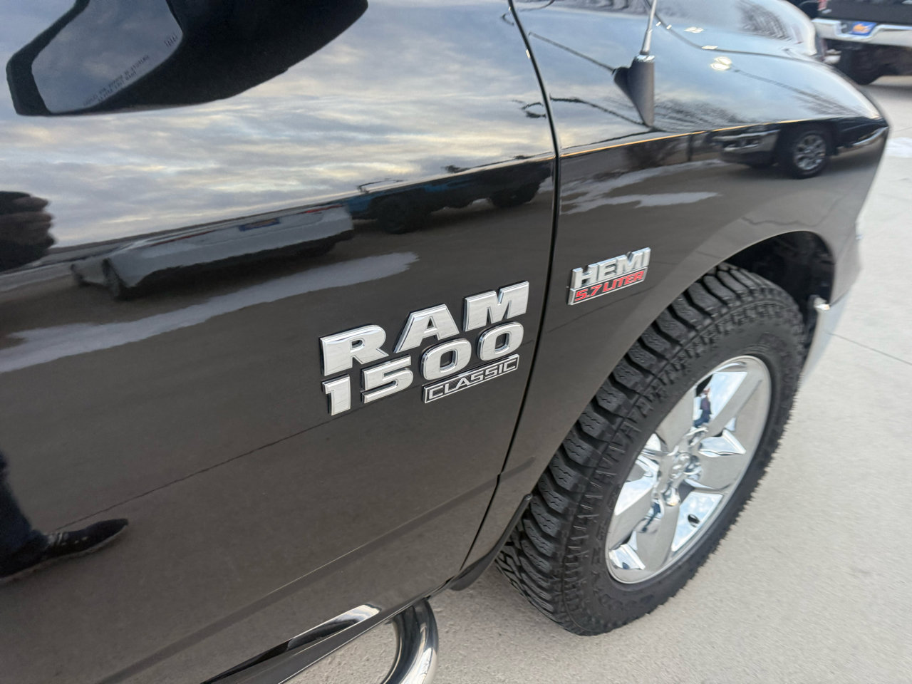 Used 2019 RAM 1500 Big Horn image 22
