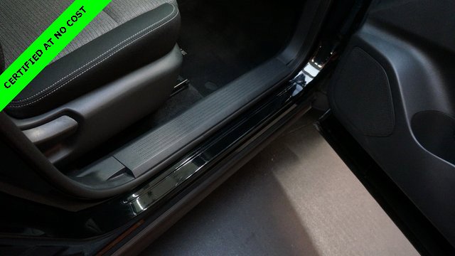 Used 2022 Nissan Rogue SV image 60