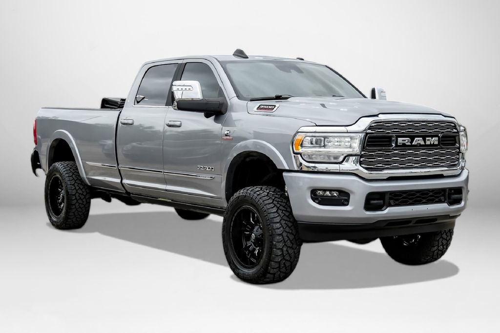 Used 2023 RAM 3500 Limited AWD/4WD image 4