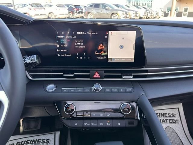 New 2025 Hyundai Elantra Limited w/ Cargo Package image 19