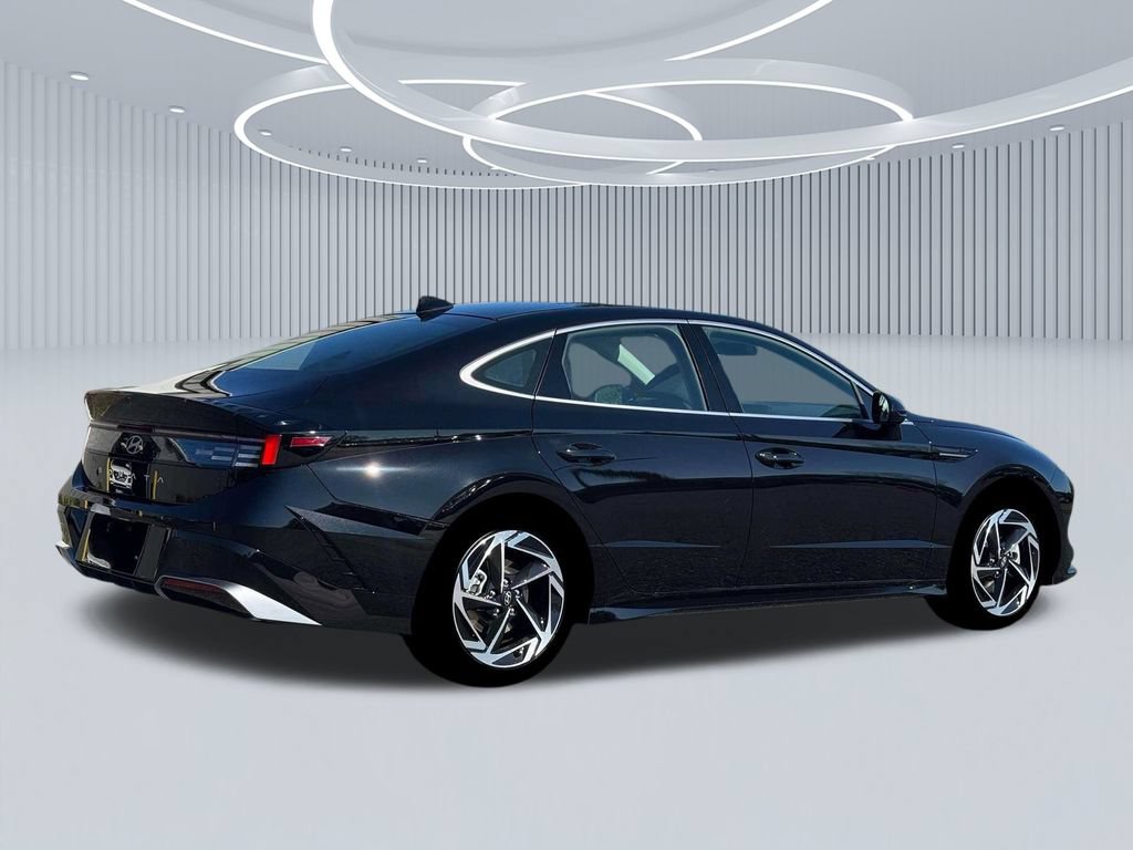 New 2026 Hyundai Sonata SEL FWD image 8