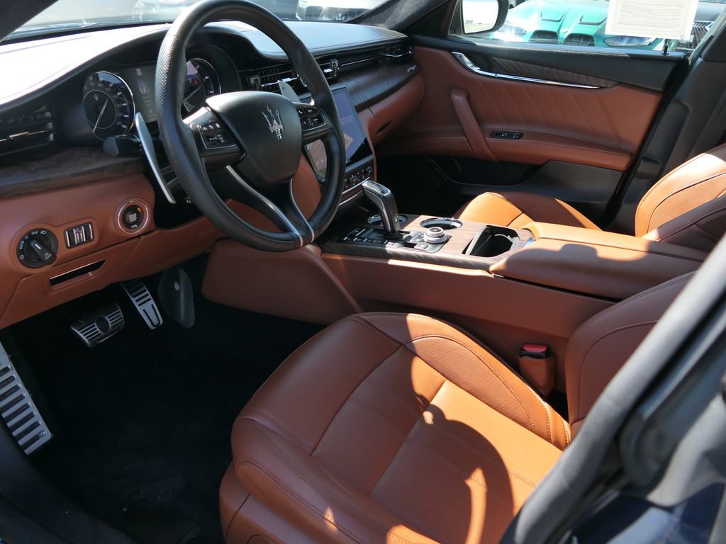 Used 2023 Maserati Quattroporte Modena image 11