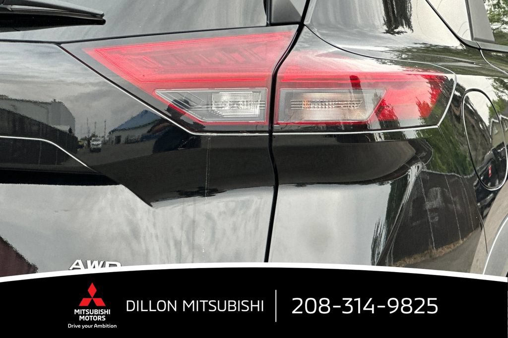 Used 2025 Nissan Rogue SV AWD/4WD image 25