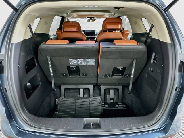 Used 2024 Kia Carnival SX Prestige FWD image 27