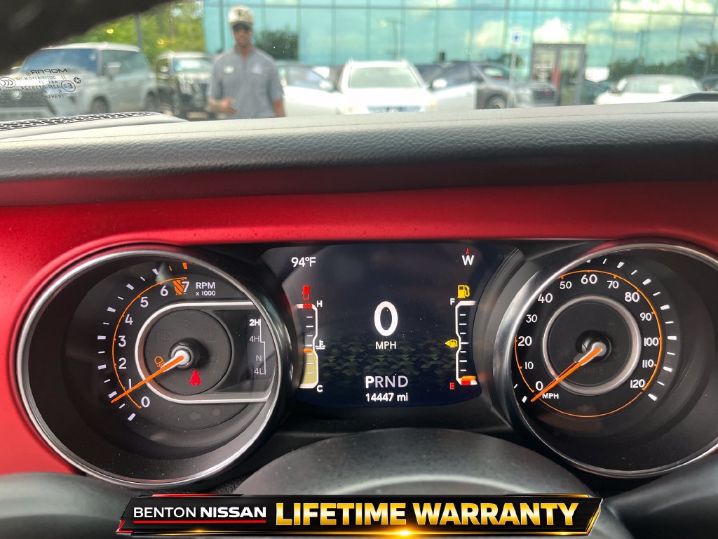Used 2022 Jeep Gladiator Sport AWD/4WD image 16