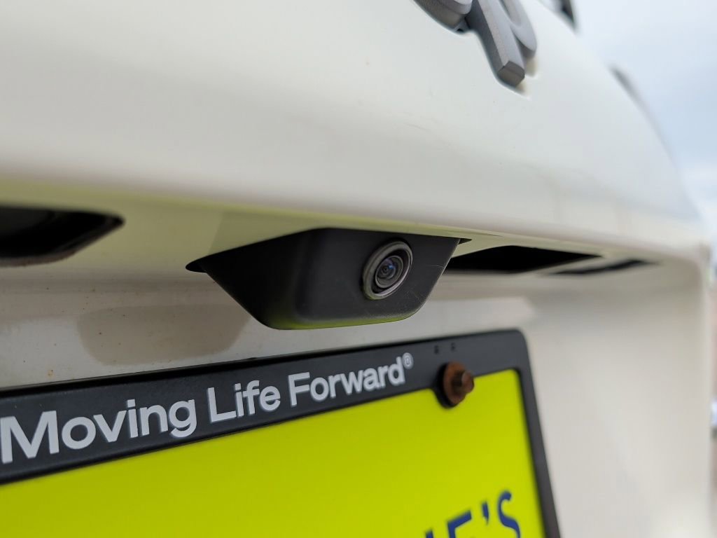 Used 2019 Jeep Cherokee Trailhawk w/ Cold Weather Group AWD/4WD image 11