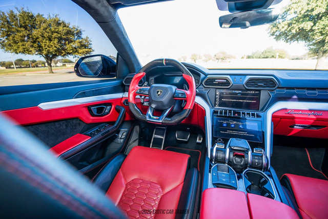 Used 2019 Lamborghini Urus image 21