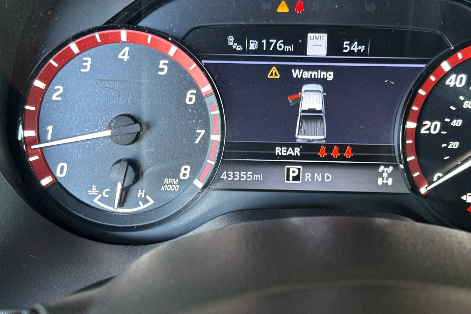 Used 2023 Nissan Titan PRO-4X w/ Pro-4x Convenience Package AWD/4WD image 29