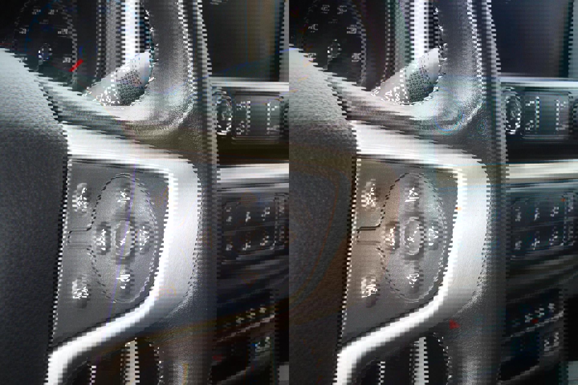 Certified 2022 GMC Canyon Denali image 12