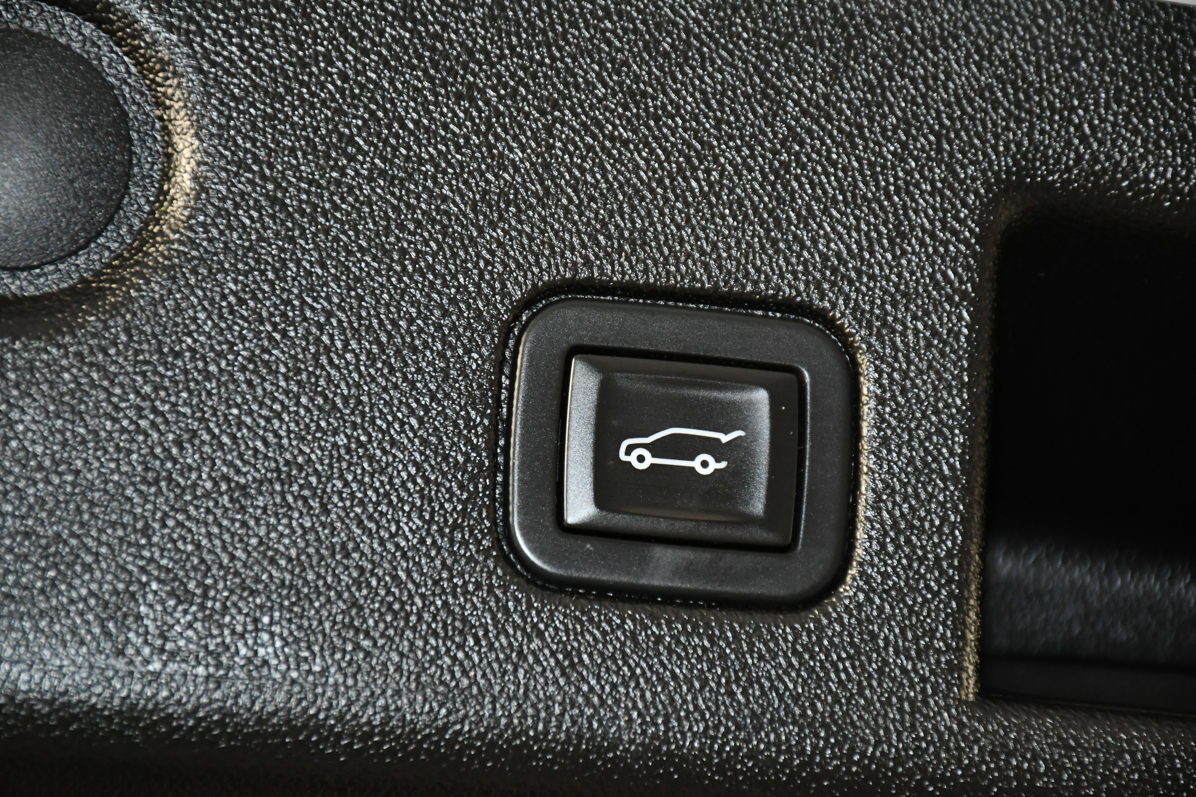 Used 2019 Chevrolet Equinox LT image 49