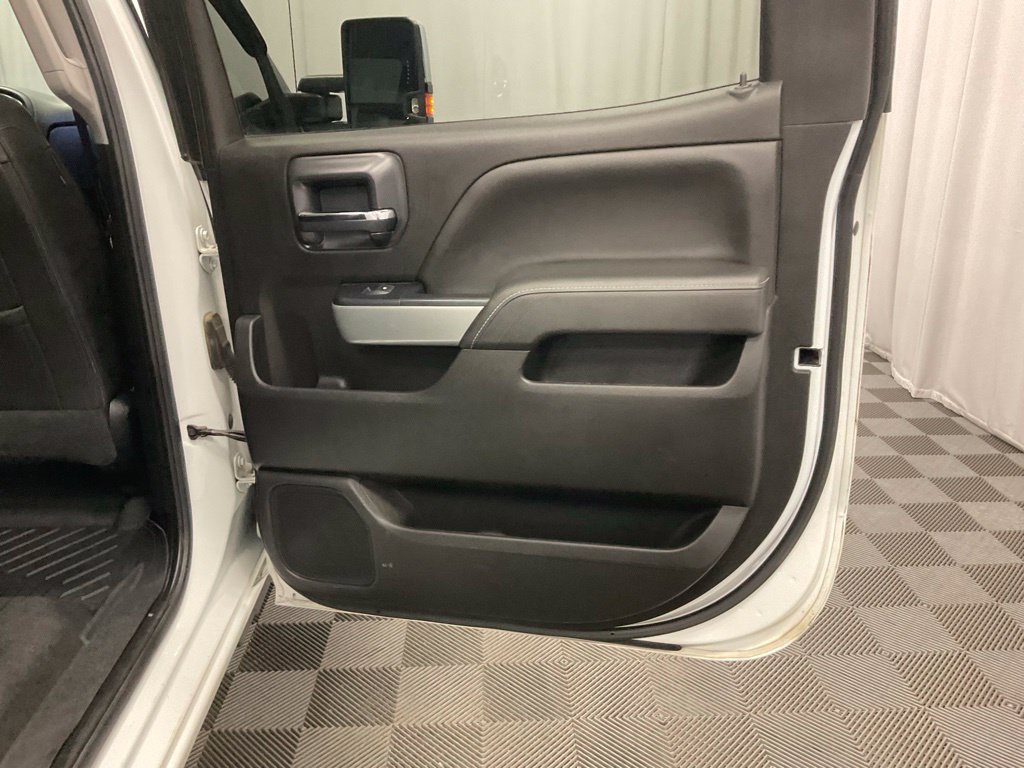 Used 2019 Chevrolet Silverado 2500 LTZ w/ Duramax Plus Package AWD/4WD image 28