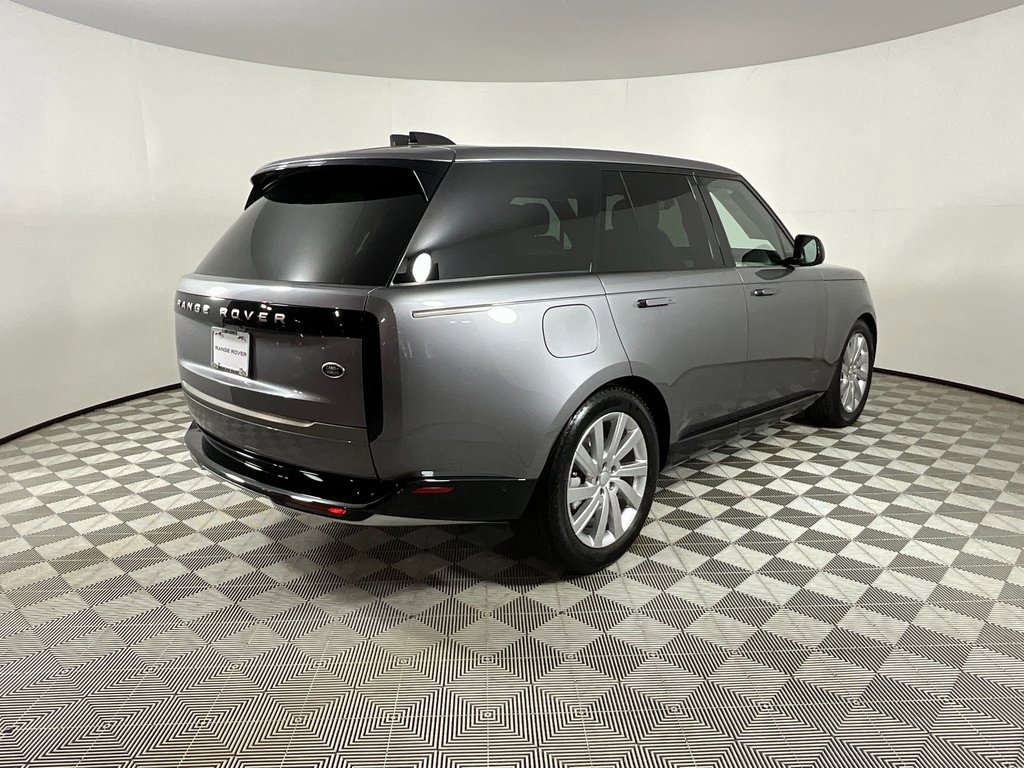 Certified 2023 Land Rover Range Rover SE image 4