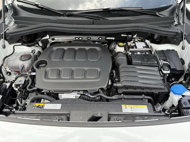 Used 2026 Volkswagen Tiguan SE FWD image 26