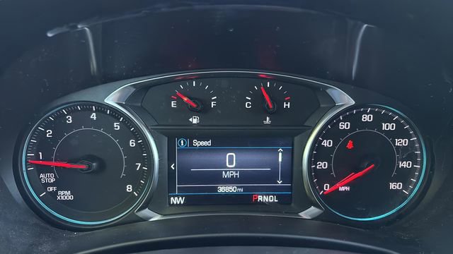 Used 2023 Chevrolet Equinox LT FWD image 14