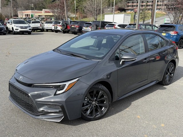 Used 2024 Toyota Corolla SE