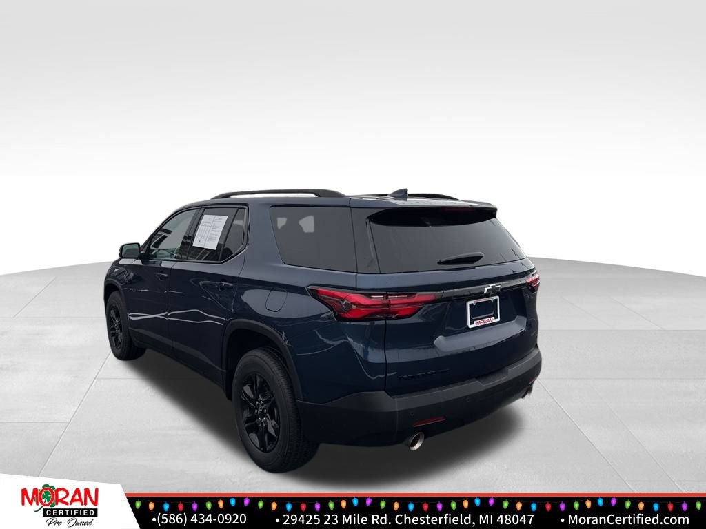 Used 2023 Chevrolet Traverse LT w/ Midnight/Sport Edition image 3