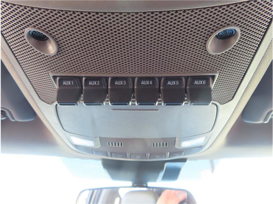 Used 2022 Ford F550 XL w/ Power Equipment Group image 19