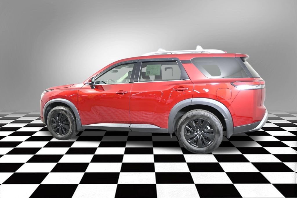 Used 2023 Nissan Pathfinder SL AWD/4WD image 4