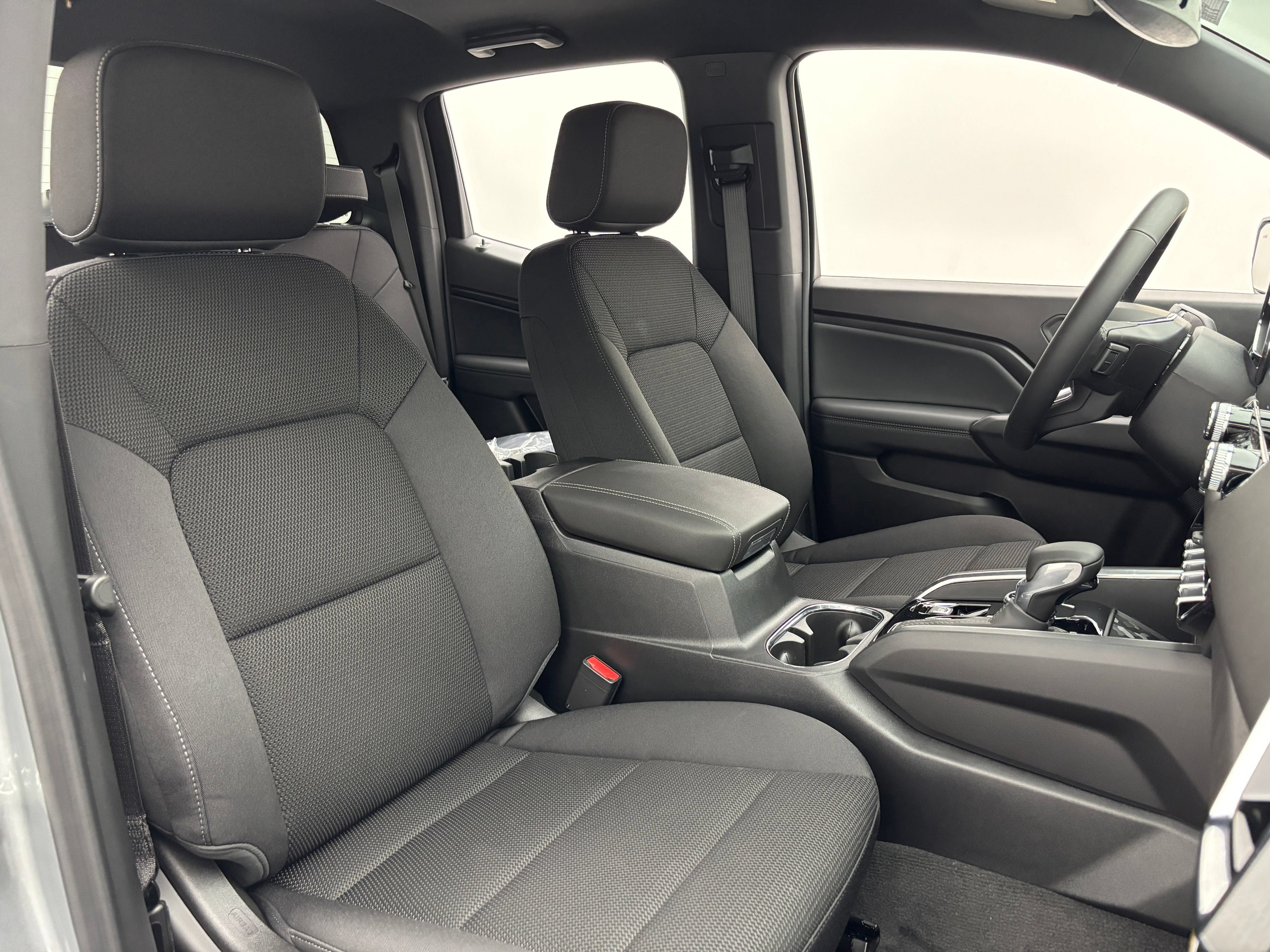 New 2026 GMC Canyon Elevation w/ Convenience Package AWD/4WD image 32