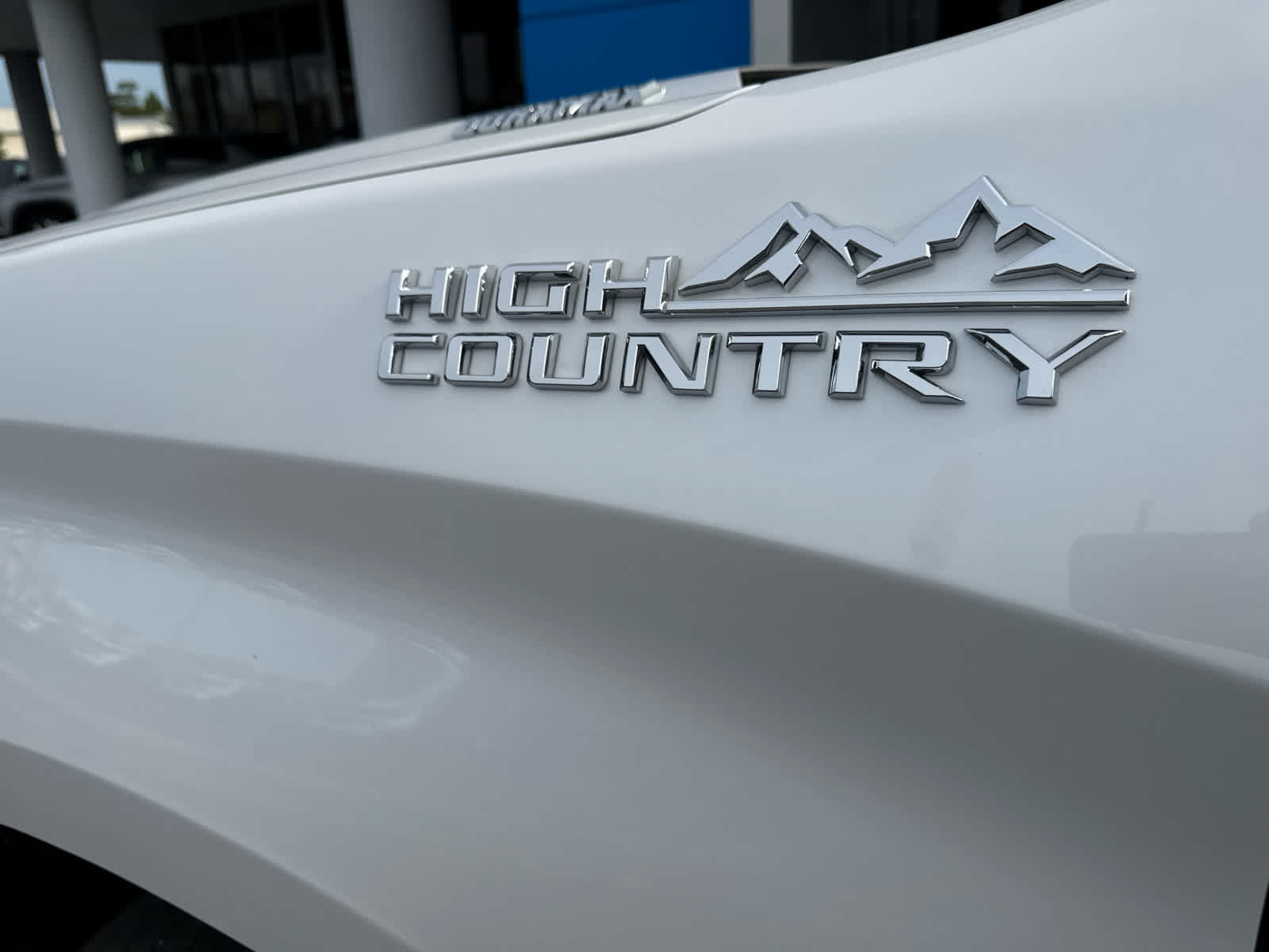 Used 2023 Chevrolet Silverado 1500 High Country w/ High Country Premium Package AWD/4WD image 12