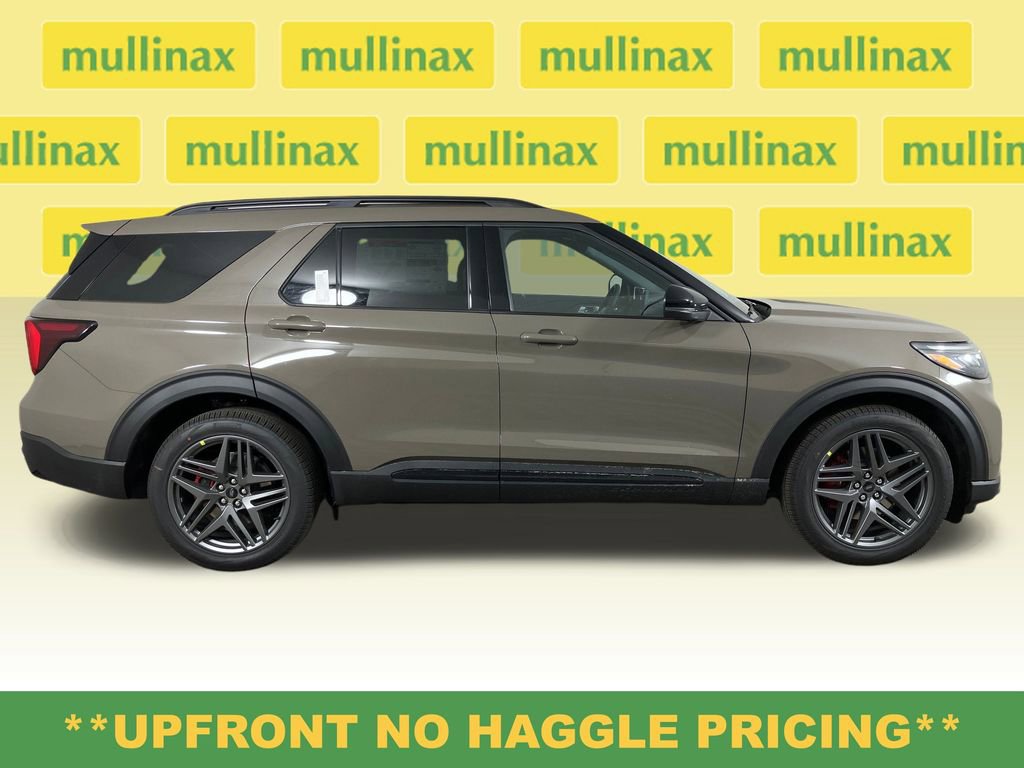 New 2026 Ford Explorer ST image 2