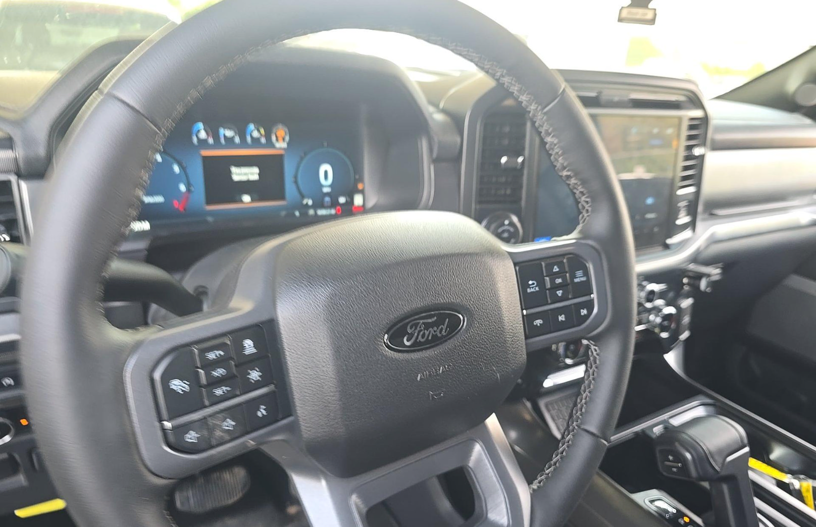 Used 2025 Ford F150 Lariat AWD/4WD image 11