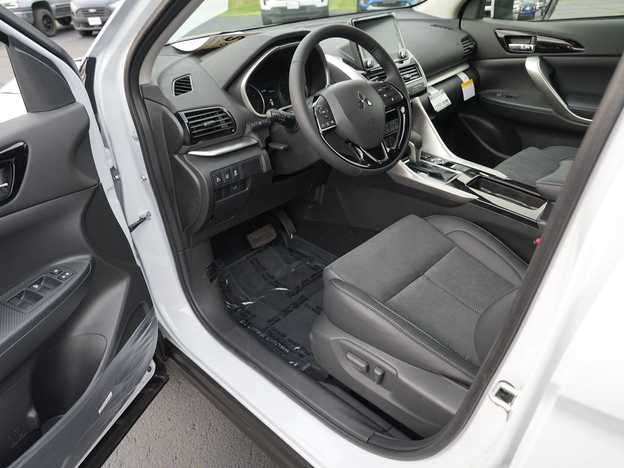 New 2026 Mitsubishi Eclipse Cross SE AWD/4WD image 13