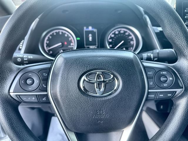 Used 2024 Toyota Camry LE w/ Convenience Package image 23