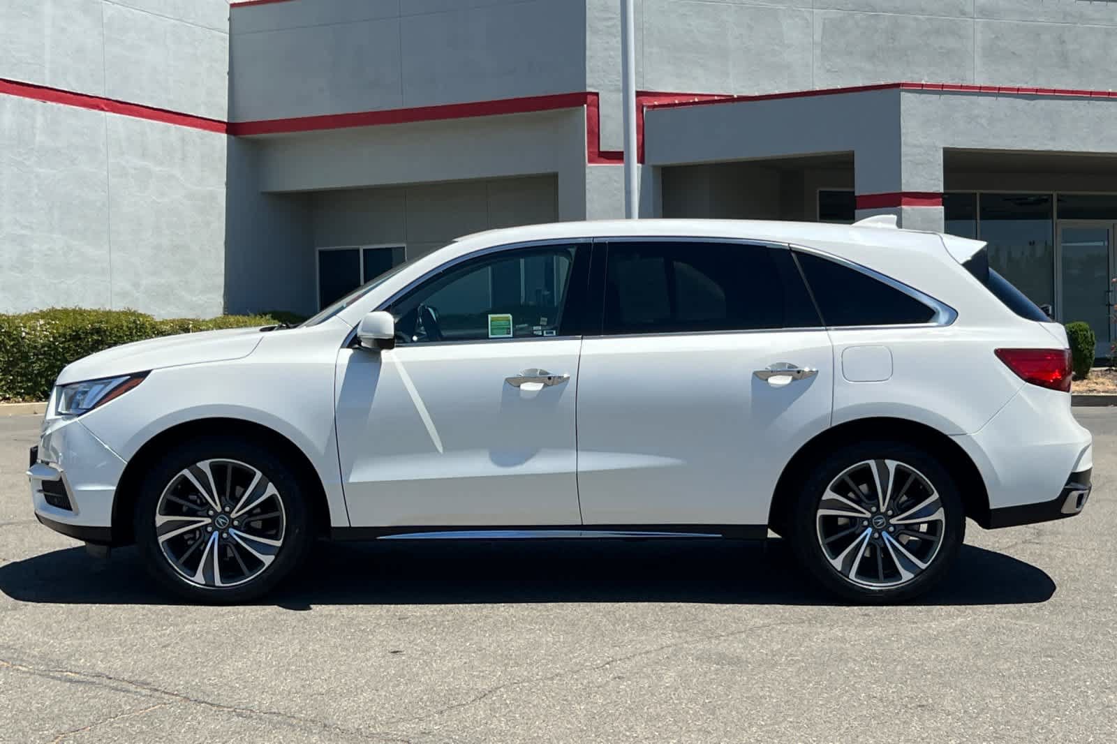 Used 2019 Acura MDX w/ Technology Package AWD/4WD image 9